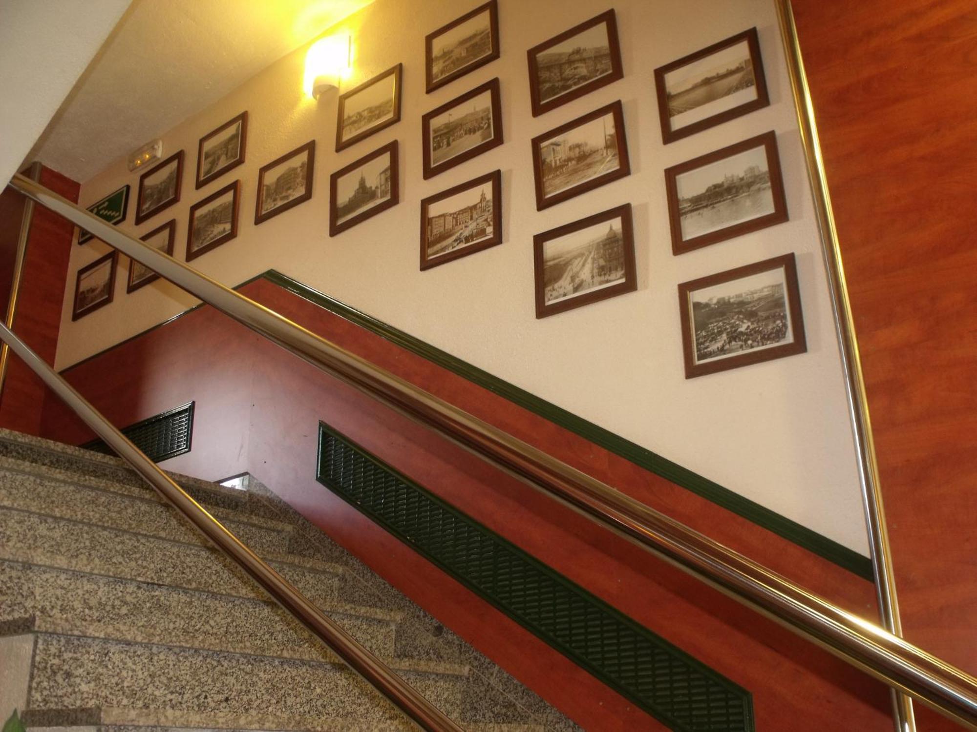 Hotel Ria De Bilbao Luaran gambar