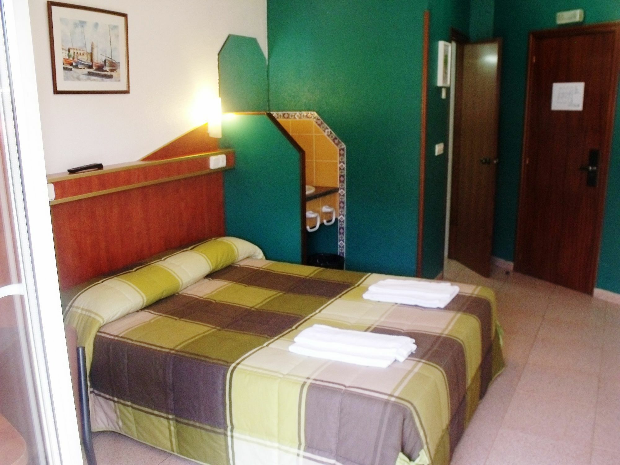 Hotel Ria De Bilbao Luaran gambar