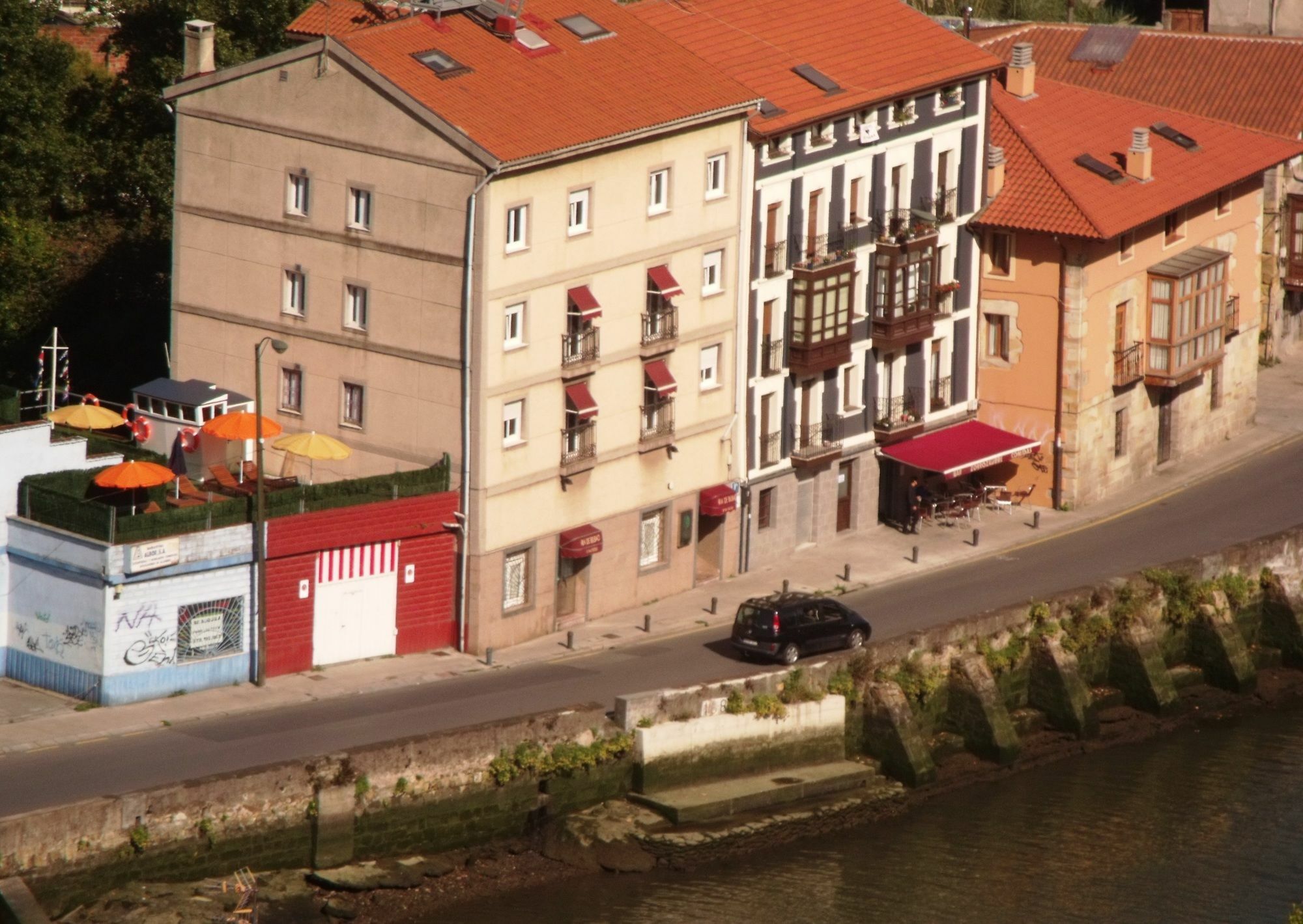 Hotel Ria De Bilbao Luaran gambar
